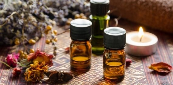 consultation de naturopathie au cabinet nature pour soi de vanessa vechard à issoire (63) avec l'aromathérapie